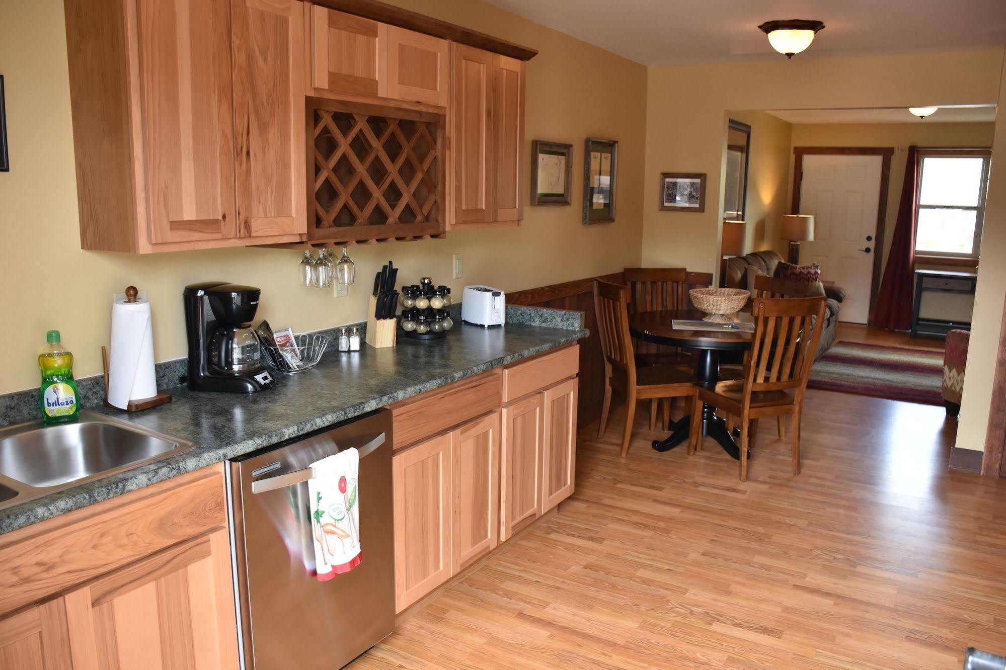 Yellowstone Condos & Suites Gardiner Extérieur photo